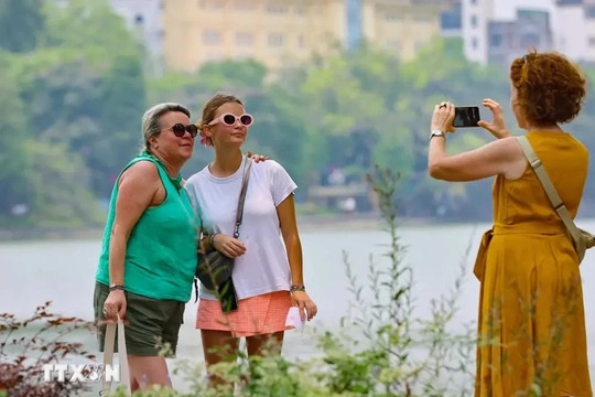 Vietnam welcomes over 8.8 million foreign tourists in six months
