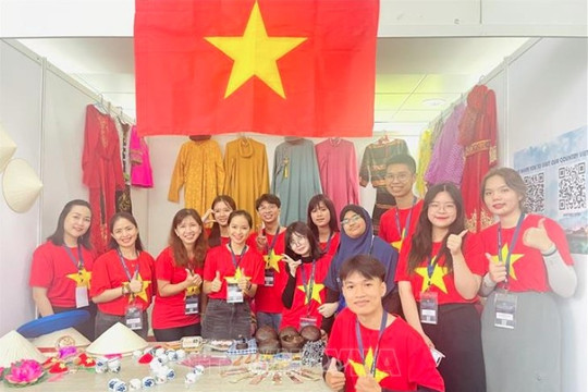 Vietnamese culture introduced at ASEAN youth forum
