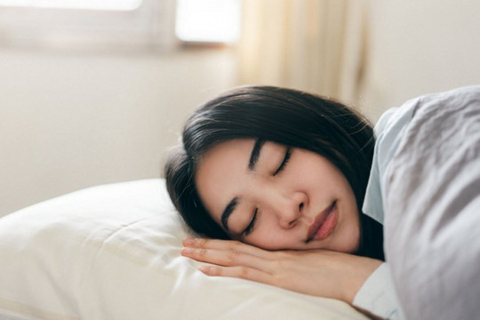Phương pháp giảm cân bằng giấc ngủ 7-3-3 của người Nhật Bản