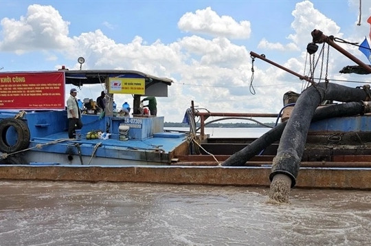 Sand to be mined from river for Mekong Delta expressway construction