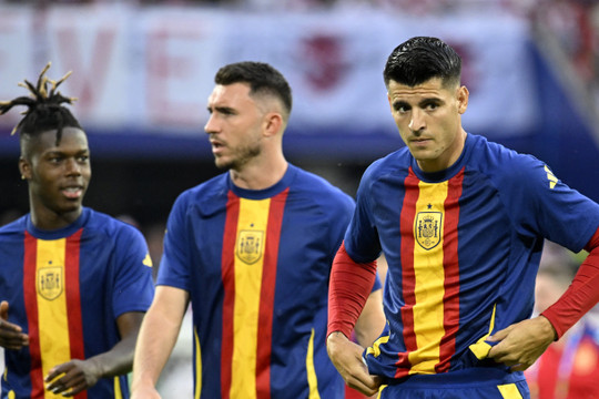 Tứ kết EURO 2024: Tây Ban Nha hóa giải 'lời nguyền' trước chủ nhà?