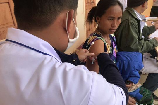 Người dân Nghệ An không đổ xô đi tiêm vaccine bạch hầu