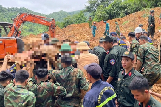 500 người tạm ngưng tìm kiếm nạn nhân vụ sạt lở ở Hà Giang