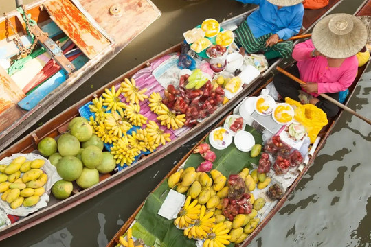 Đến đất Thái đi chợ nổi:  Đi mỏi gối vẫn chưa muốn về