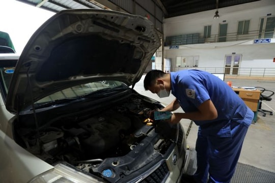 Việt Nam cracks down on corruption in vehicle inspection system