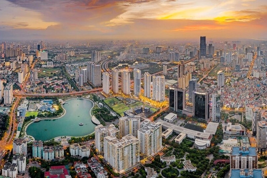 ADB raises 2024 growth forecast for Vietnam to 6.2%