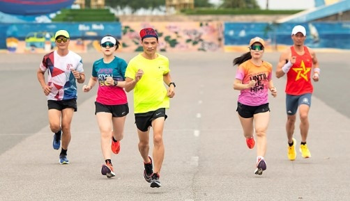 Over 3,000 local, foreign runners to compete in Quang Binh Int'l Marathon