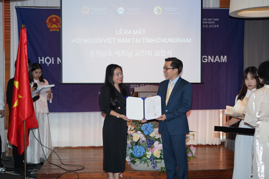 Ông Nguyễn Thanh Liêm được bầu là Chủ tịch Hội người Việt Nam tại Chungcheongnam (Hàn Quốc)