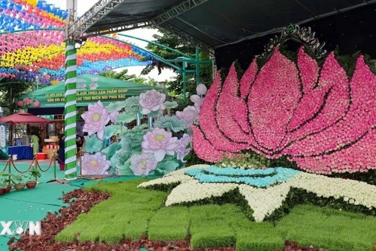 Success of Hanoi Lotus Festival opens up new prospects for capital’s tourism