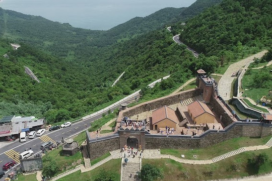 Relic site Hải Vân Gate reopens to tourists after two years of restorations