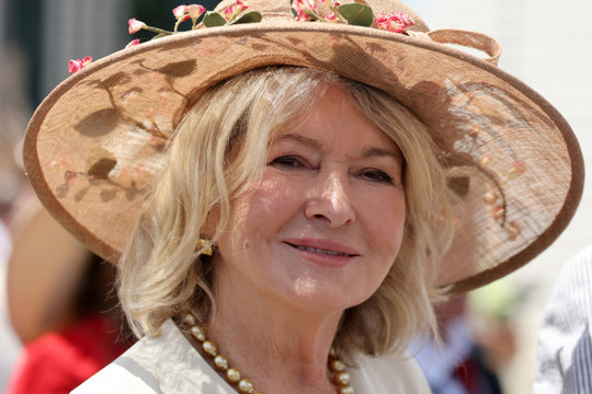 Bí quyết để có 'làn da 0 tuổi' của phú bà U90 Martha Stewart