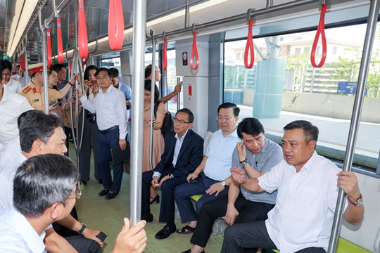 Hà Nội leader wants Nhổn-Hà Nội Station metro to start commercial operations from August 8