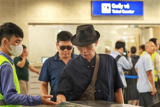 Nhổn-Hà Nội station urban railway line carries 34,184 passengers on first day of operation