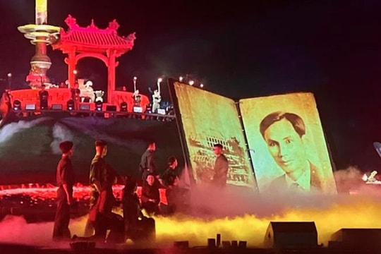 Quang Tri artistic programme honours fallen soldiers, desire for peace