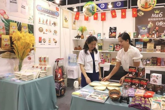 Vietnam attends international food expo in Hong Kong (China)