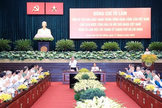 Top leader urges HCM City to grow rapidly, sustainably