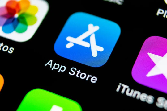 Apple cho phép người dùng iPhone ở châu Âu xóa App Store