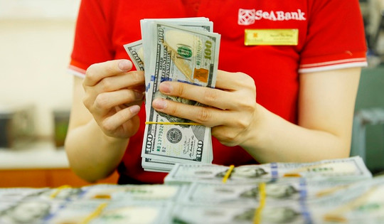 Giá USD lại có diễn biến bất ngờ