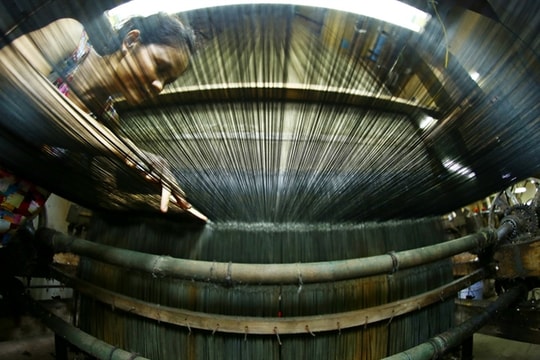 Vạn Phúc -- a village of traditional silk crafts and a hub of tourism