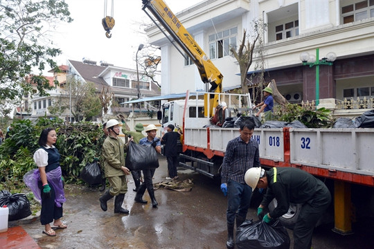 Massive cleanup efforts underway in typhoon-hit provinces