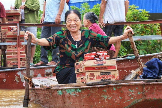 How you can donate to help people affected by typhoon Yagi in Việt Nam