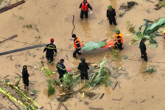 Landslide buries village