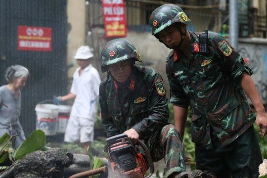 Quân đội huy động gần 270.000 người, 10 máy bay ứng phó áp thấp nhiệt đới