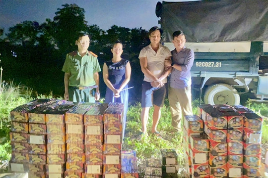 Over 400kg of illegal explosives and fireworks seized in Quảng Trị