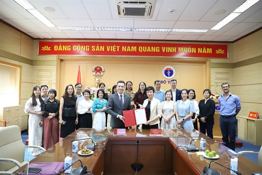 Preventing antimicrobial resistance in Việt Nam