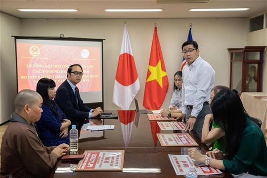 Vietnamese in Japan, Canada send aid to typhoon victims back home