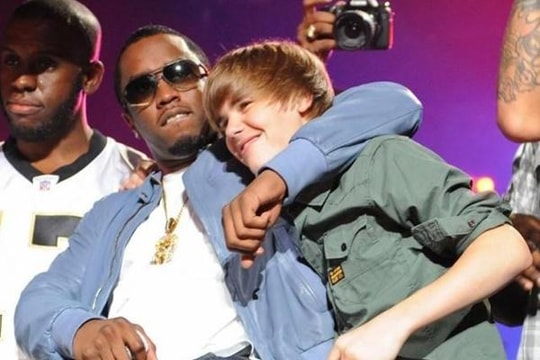 Lộ clip Justin Bieber tham gia tiệc thác loạn của ông trùm Diddy vừa bị bắt?