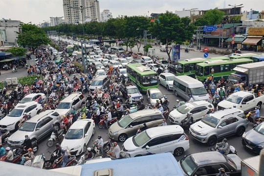 Transport department proposes delaying car fee in city centre