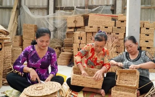 Kiên Giang Province develops handicraft production