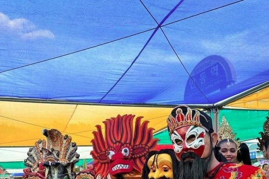 Hoi An partakes in Andong International Mask Dance Festival