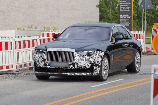 Rò rỉ Rolls Royce Ghost 2026 đang chạy thử