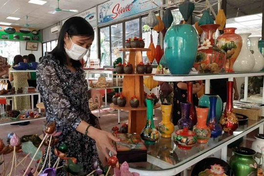 Hà Nội develops tour to explore Thường Tín’s craft villages