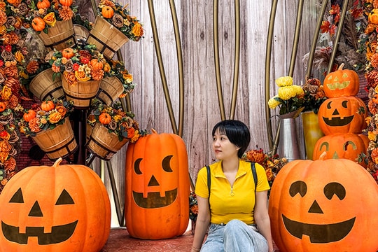 Halloween rực rỡ sắc màu: TP.HCM đã sẵn sàng cho đêm hội