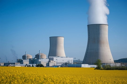 Sci-tech ministry backs restarting nuclear projects in Việt Nam