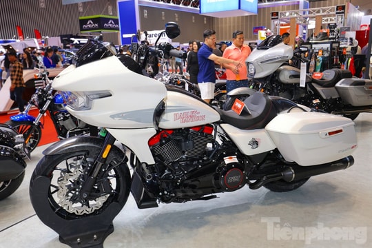 Khám phá mẫu mô tô Harley-Davidson tiền tỷ tại VMS 2024