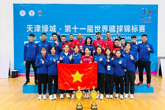 Vietnam wins first two gold medals at World Shuttlecock Championships