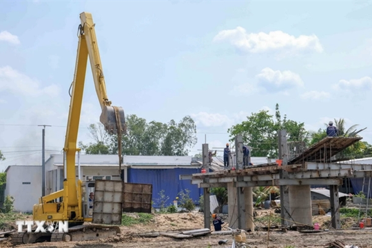 Disbursement progress of ring road project in Cần Thơ City is behind schedule