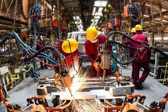 VNDirect projects Vietnamese economic growth to hit 6.9% this year