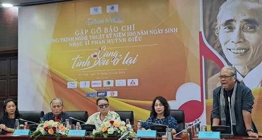 Show to honour famous musician Phan Huỳnh Điểu