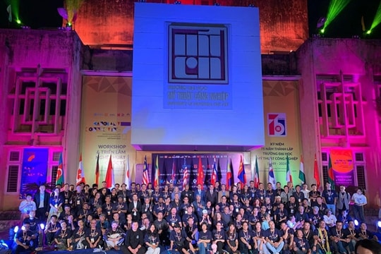 Hà Nội's festival connects Int' and Vietnamese artists