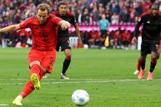 Harry Kane tỏa sáng giúp Bayern Munich thắng đậm ở Bundesliga