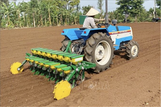 Young farmer passionate about creating agricultural machinery