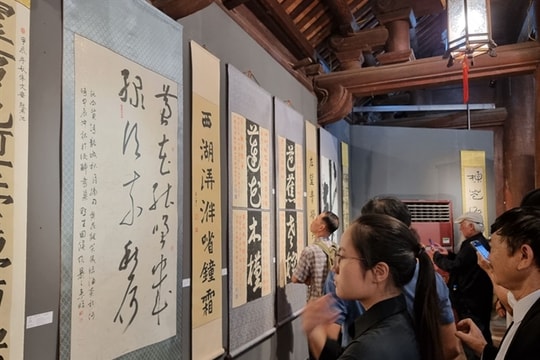 Calligraphy exhibition highlights literary masterpieces