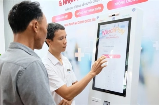 Đà Nẵng Hospital operates smart medical kiosk system