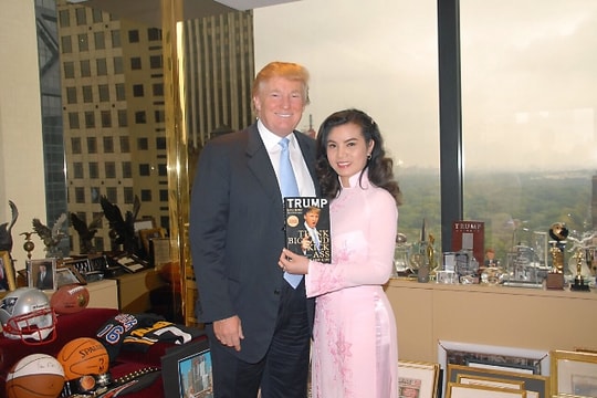 Beauty queen recounts meeting with Donald Trump nearly 20 years ago