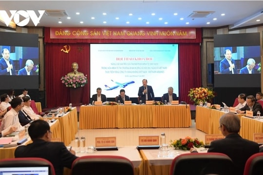 Symposium discusses role of state-owned enterprises in rising era